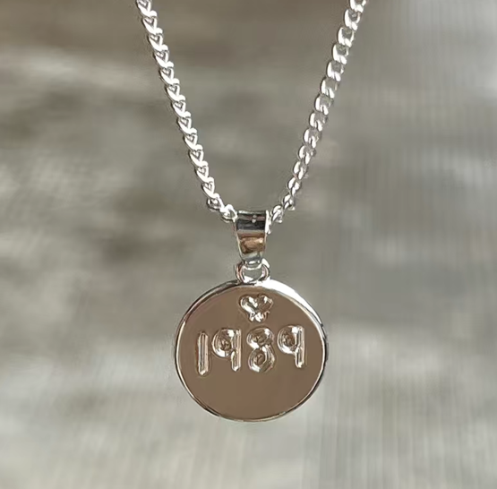 Taylor Swift 1989 Pendant Necklace